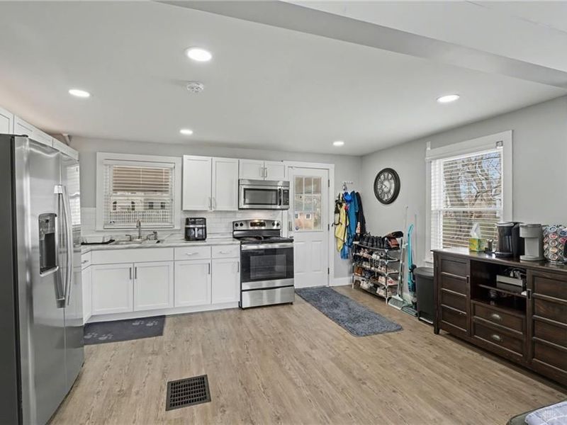 77 S Brown School Road, Vandalia, OH 45377 Photo 6