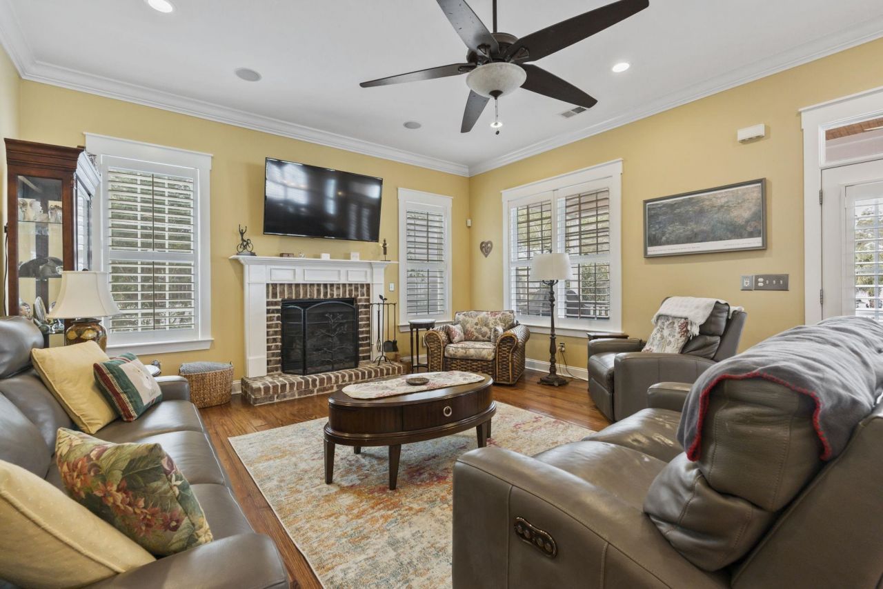 43 Cottage Dr.  Photo 14