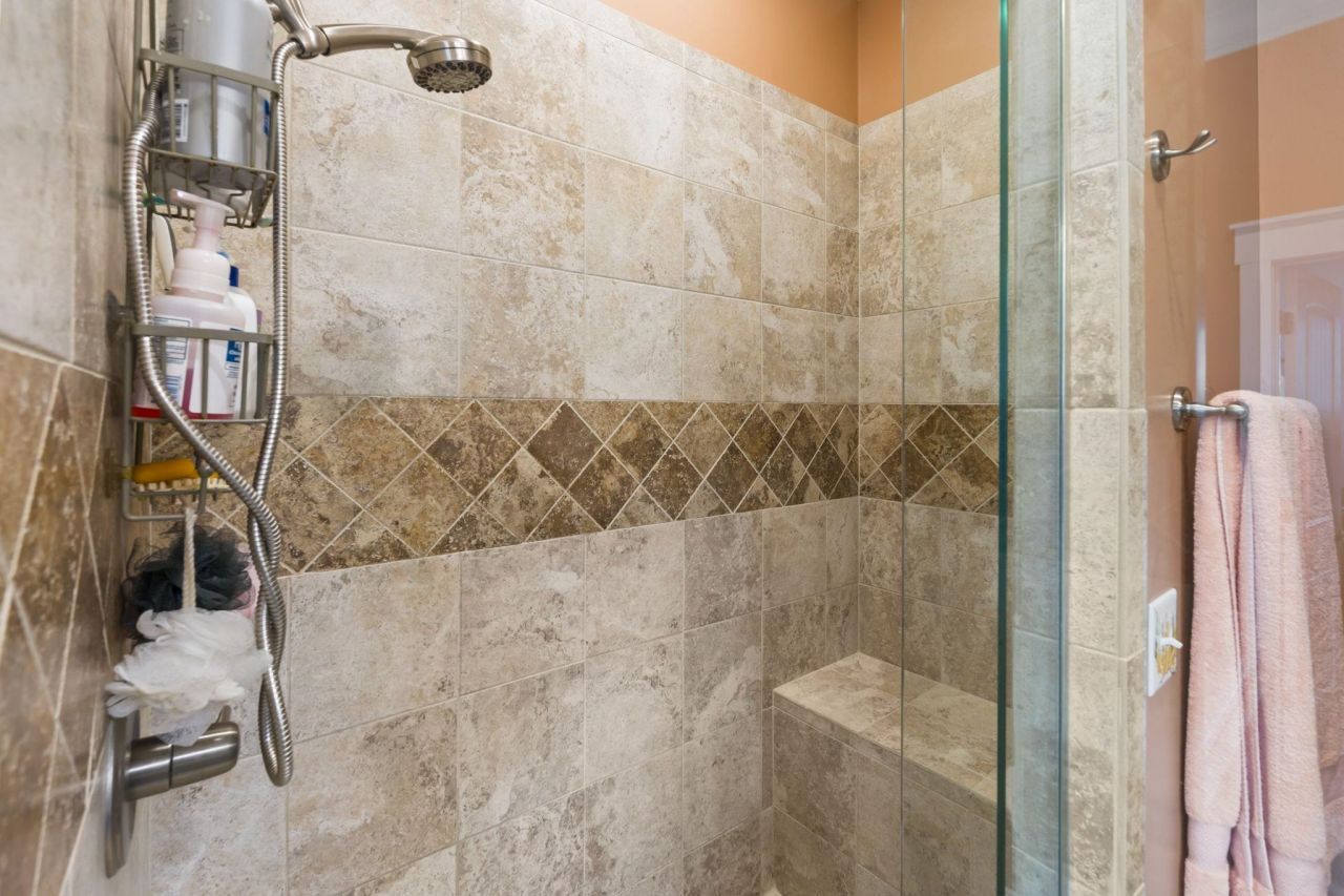 43 Cottage Dr. Photo 21