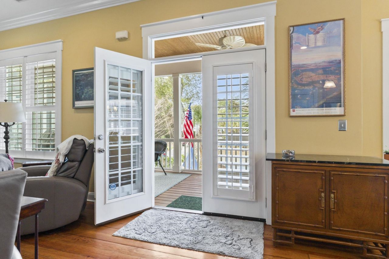 43 Cottage Dr. Photo 4