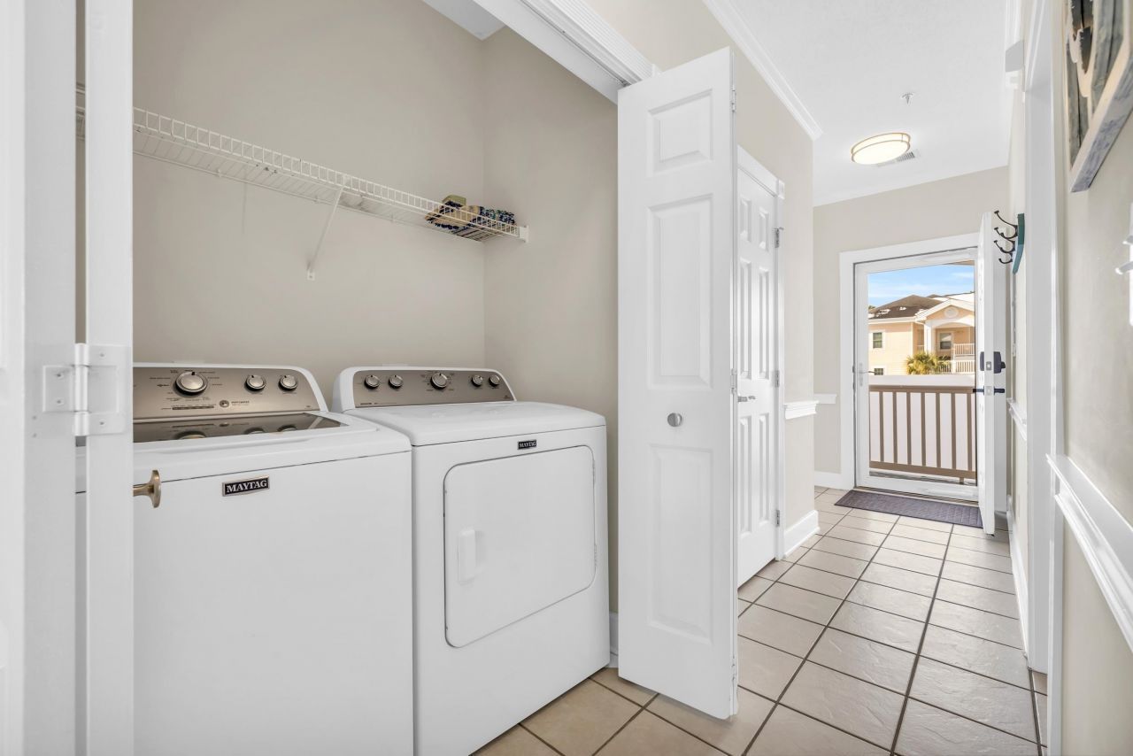 4846 Carnation Circle  Photo 11