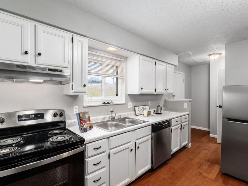 1440 Londondale Parkway, Unit A-1, Newark, OH 43055 Photo 10