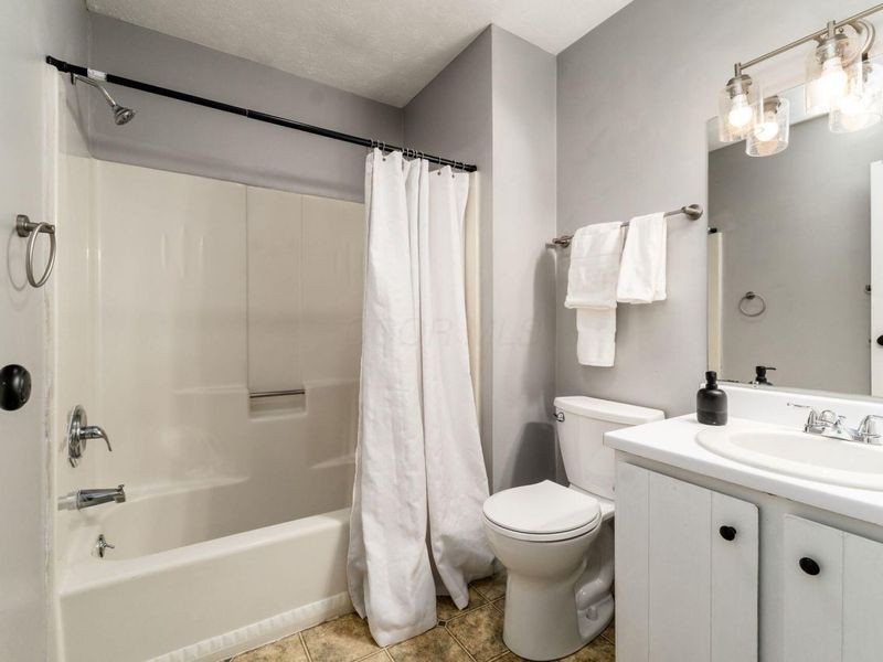 1440 Londondale Parkway, Unit A-1, Newark, OH 43055 Photo 18