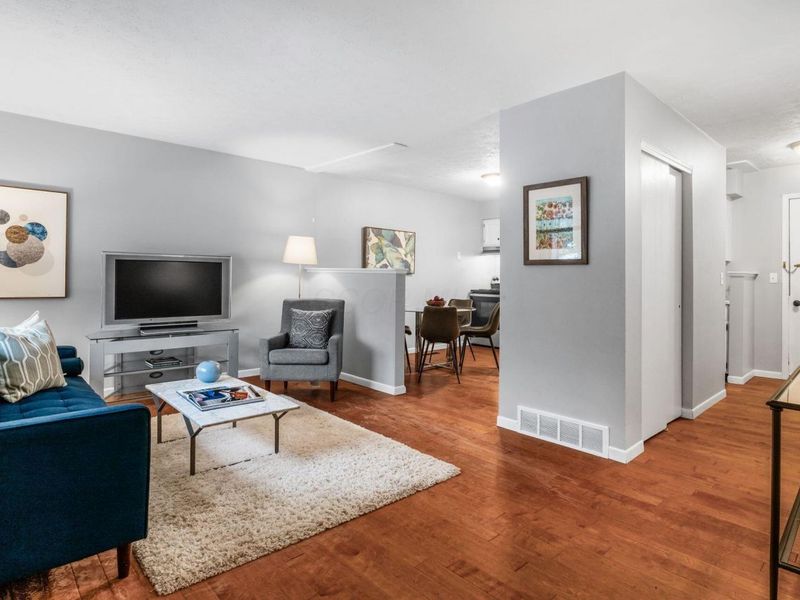 1440 Londondale Parkway, Unit A-1, Newark, OH 43055 Photo 3