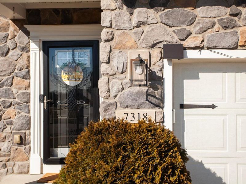 7318 Rising Hill Drive , Canal Winchester, OH 43110 Photo 6