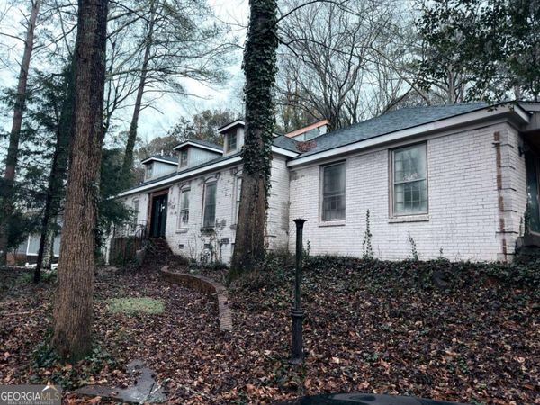 1480 Pineview Lane NW, Conyers, GA 30012