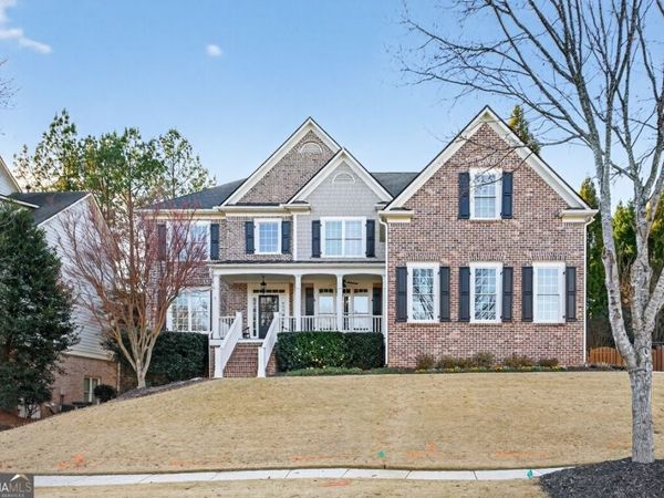 8023 Sleepy Lagoon Way, Flowery Branch, GA 30542