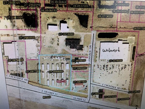 1975 US Hwy 12 , Litchfield, MN 55355