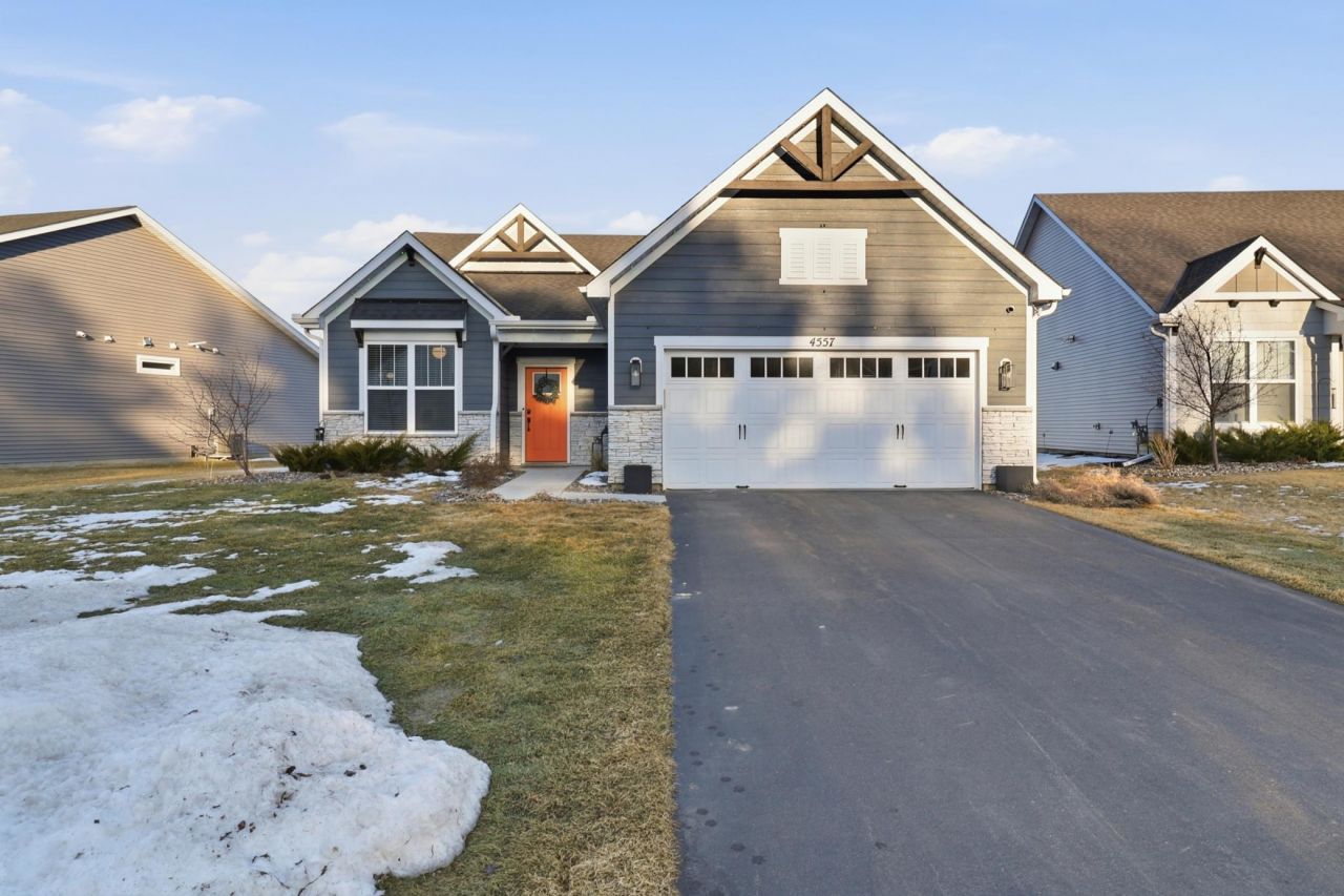 4557 Schilling Way, Woodbury, MN 55129 Main Photo