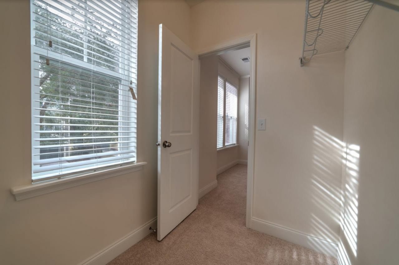 1186 Dingle Road Photo 18