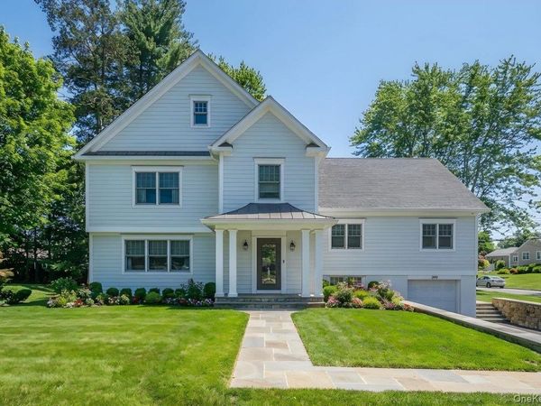 299 STRATTON Road, New Rochelle, NY 10804