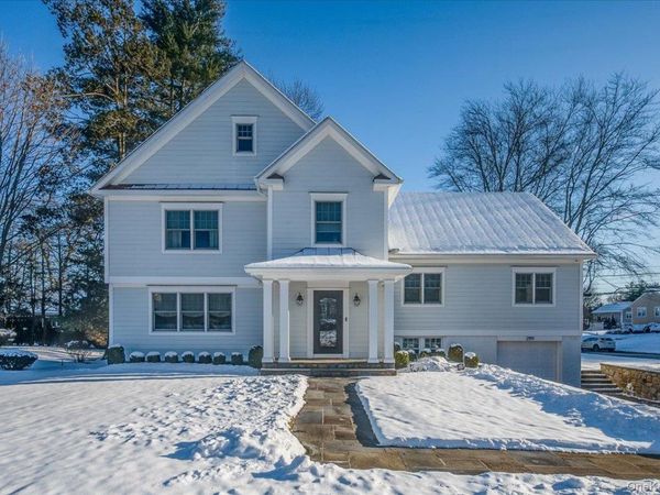 299 STRATTON Road, New Rochelle, NY 10804