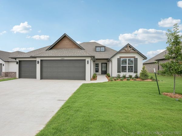 23193 E 106th Place S, Broken Arrow, OK 74014