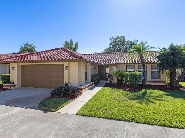 8030 S MADEIRA COURT , ORLANDO, FL 32836