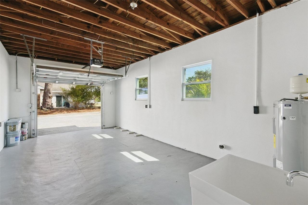 5921 15th Avenue S, Gulfport, FL 33707 Photo