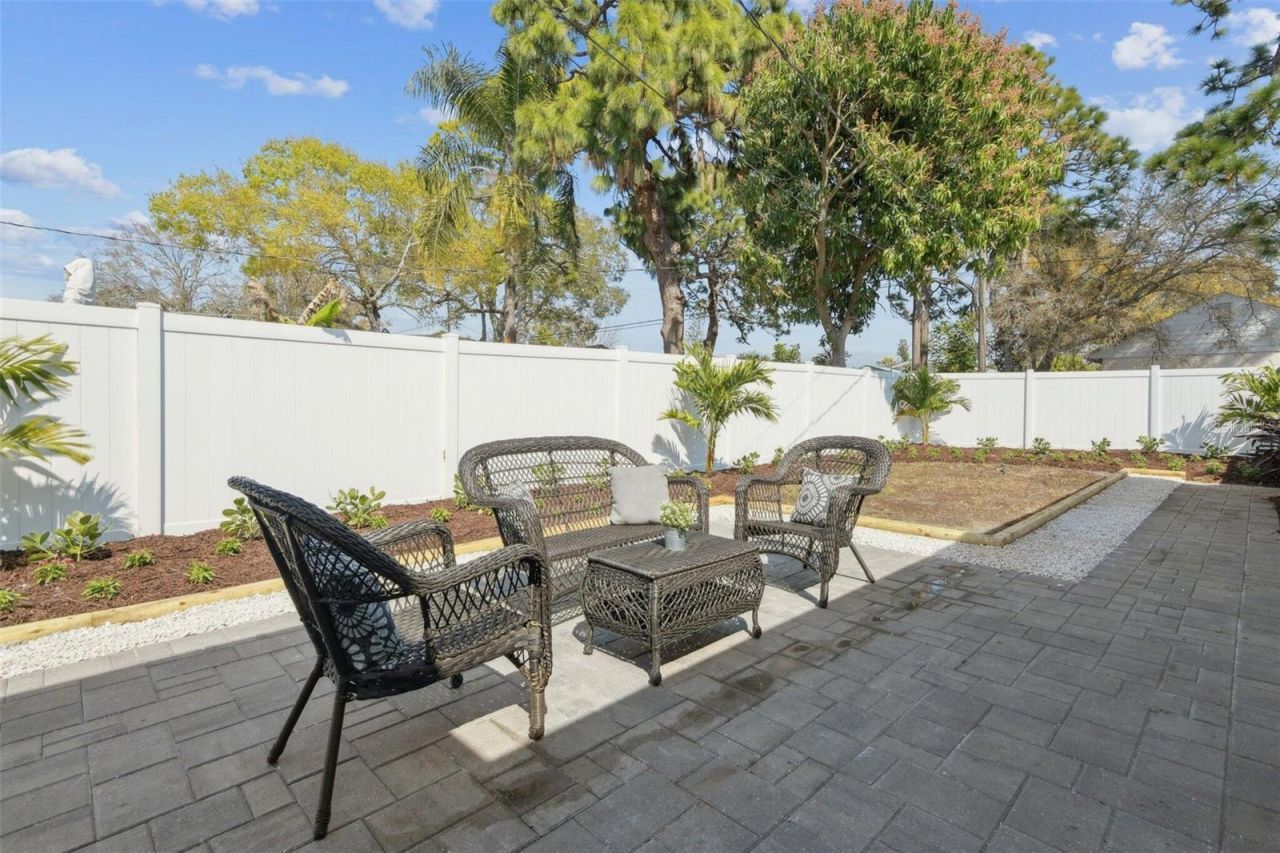 5921 15th Avenue S, Gulfport, FL 33707 Photo