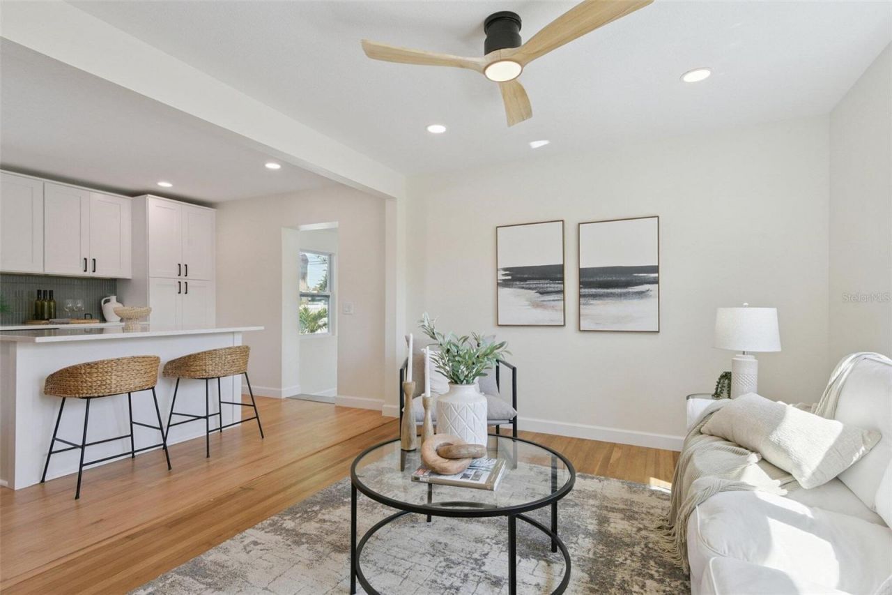 5921 15th Avenue S, Gulfport, FL 33707 Photo