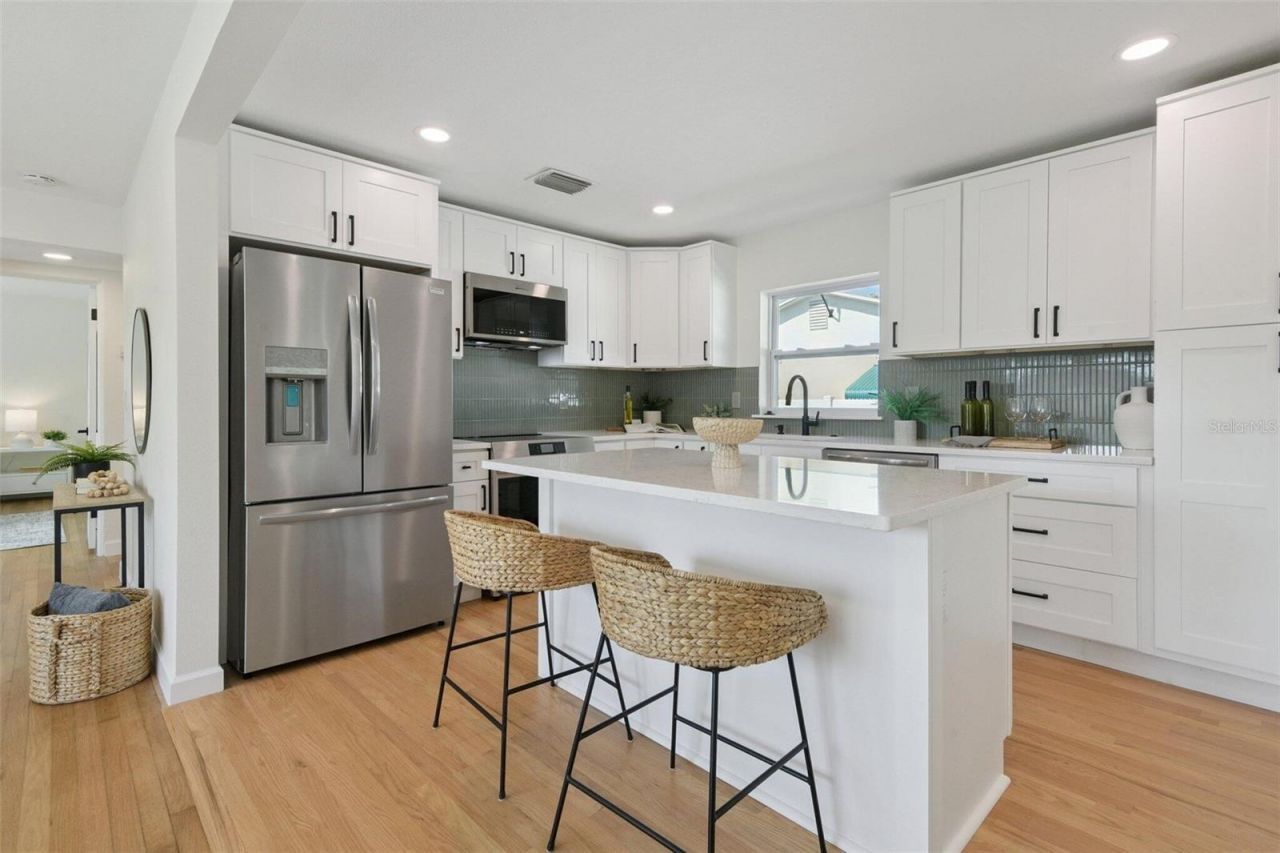 5921 15th Avenue S, Gulfport, FL 33707 Photo