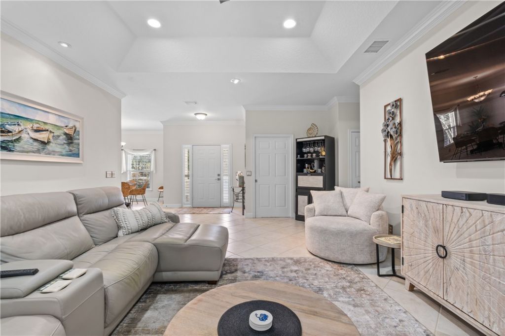 5850 Magnolia Lane, Unit 16, Vero Beach, FL 32967 Photo