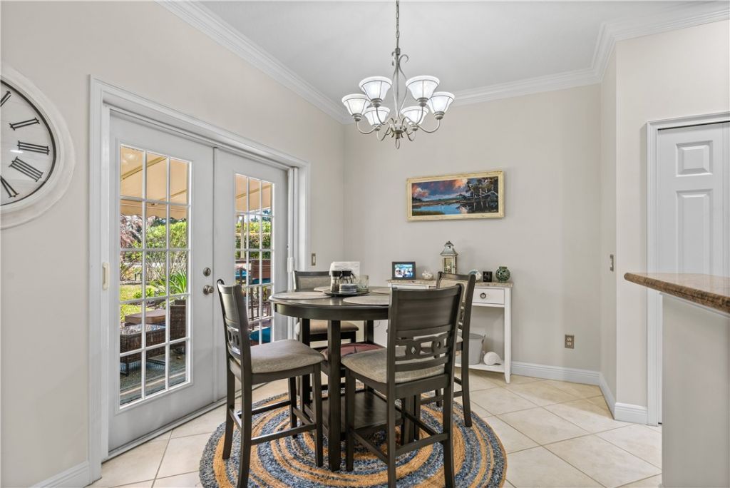 5850 Magnolia Lane, Unit 16, Vero Beach, FL 32967 Photo
