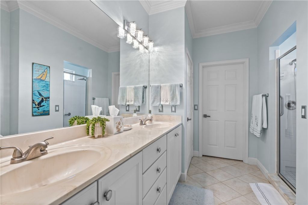 5850 Magnolia Lane, Unit 16, Vero Beach, FL 32967 Photo