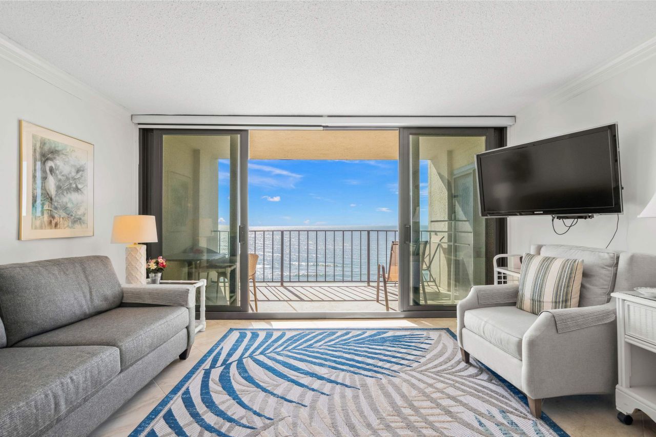 10200 Beach Club Dr.  Photo 16