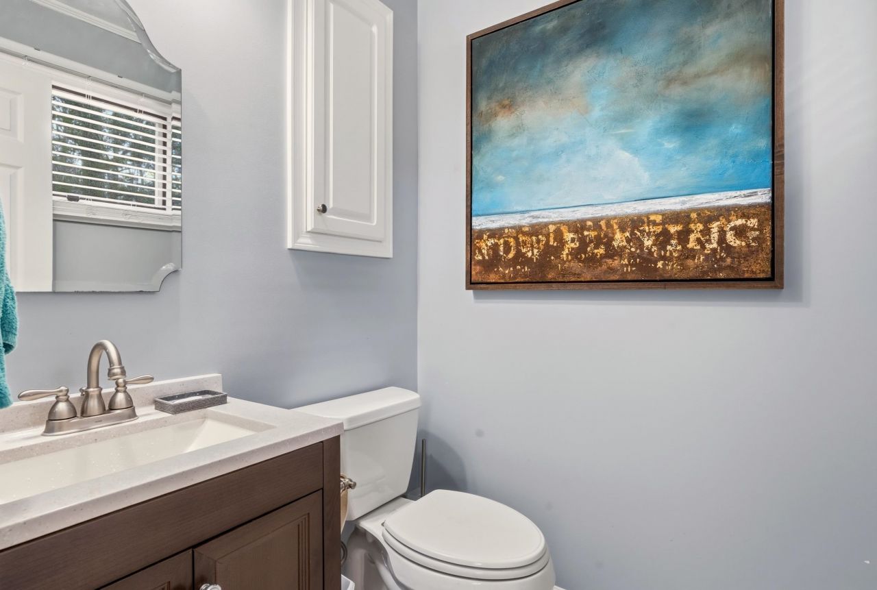 548 Juniper Dr.  Photo 15