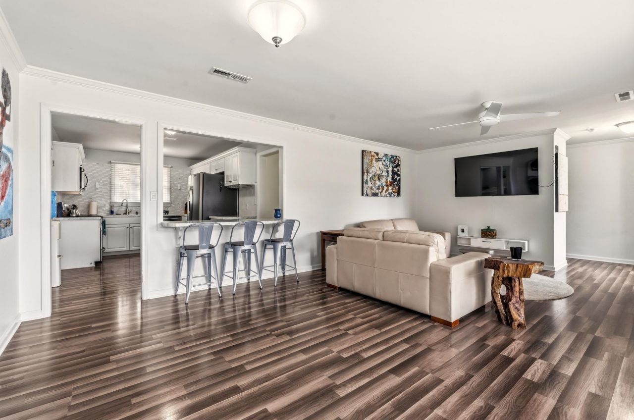 548 Juniper Dr.  Photo 25