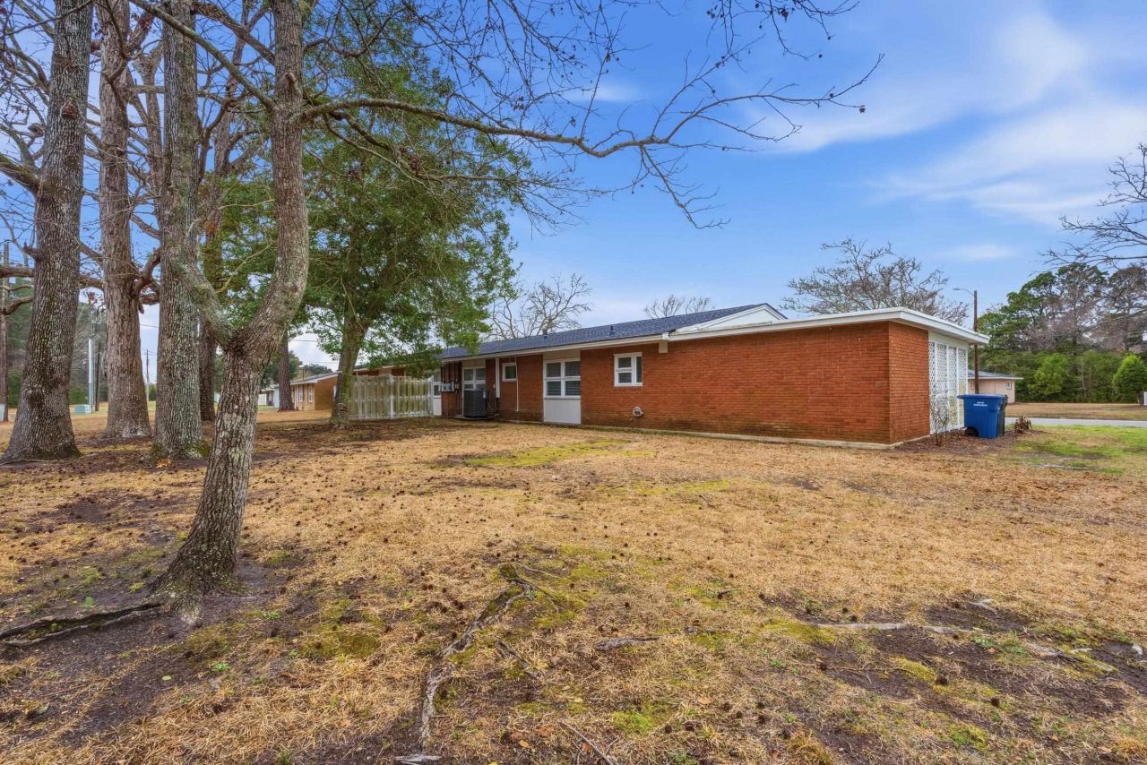 548 Juniper Dr.  Photo 22