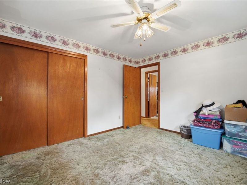 255 N Amboy Road , Conneaut, OH 44030 Photo 9