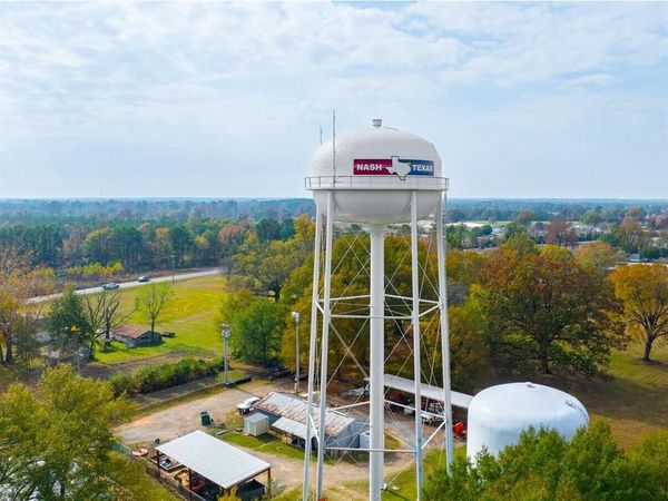 542 Post Street, Nash, TX 75569