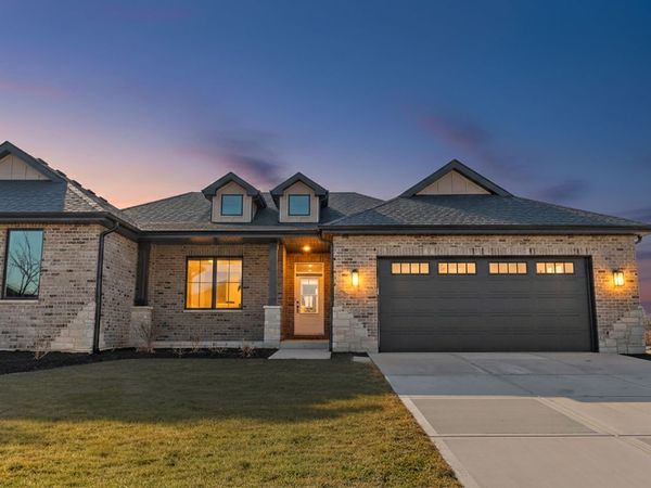 11129 Lizmore Lane, Unit 37B, Orland Park, IL 60467