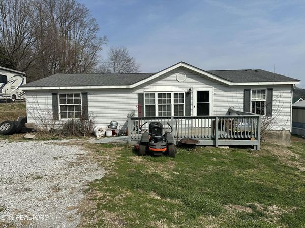 408 W Rathburn St, Rockwood, TN 37854