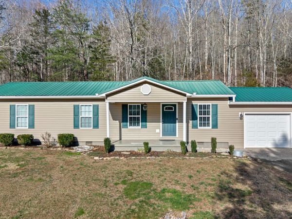 1009 White Oak Road, Cleveland, TN 37312