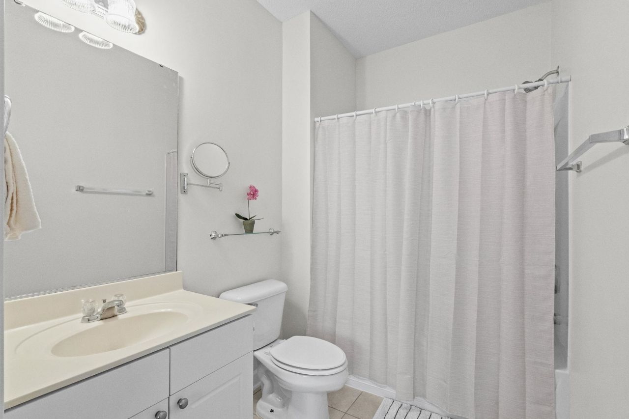 6253 Catalina Dr.  Photo 19