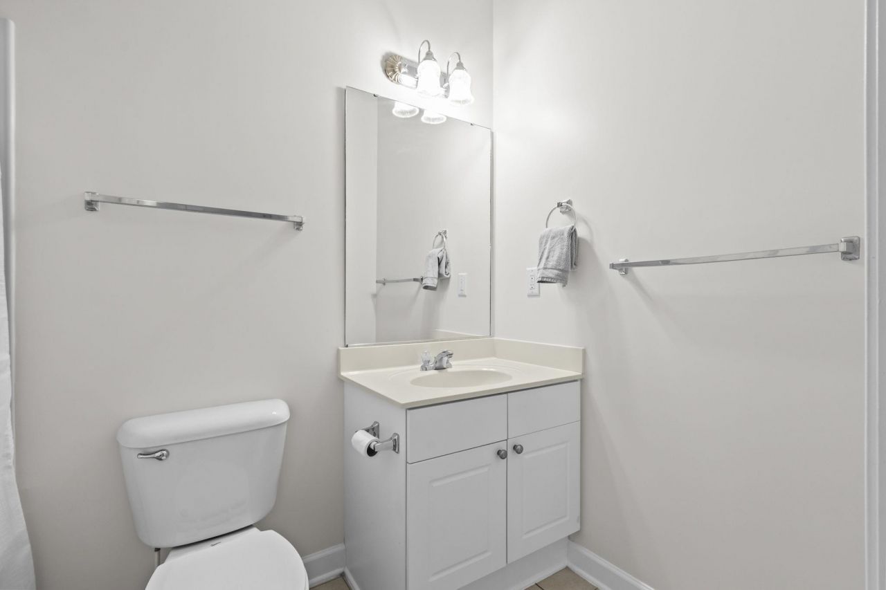 6253 Catalina Dr.  Photo 22