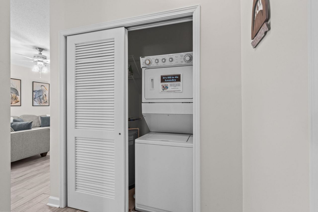 6253 Catalina Dr.  Photo 24