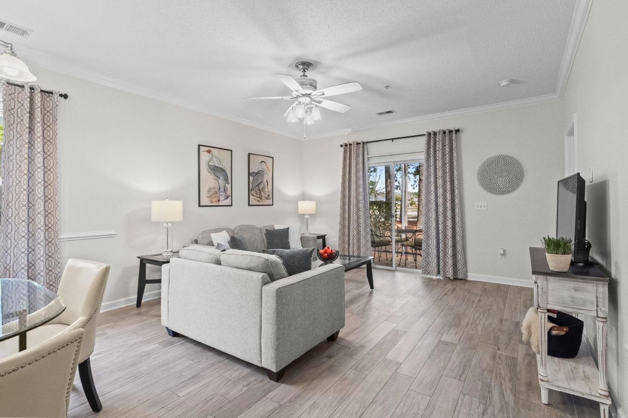 6253 Catalina Dr.  Photo 5