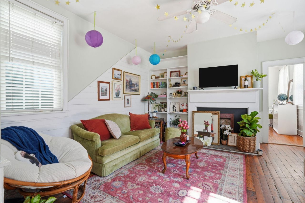 163 Coming Street Photo 45