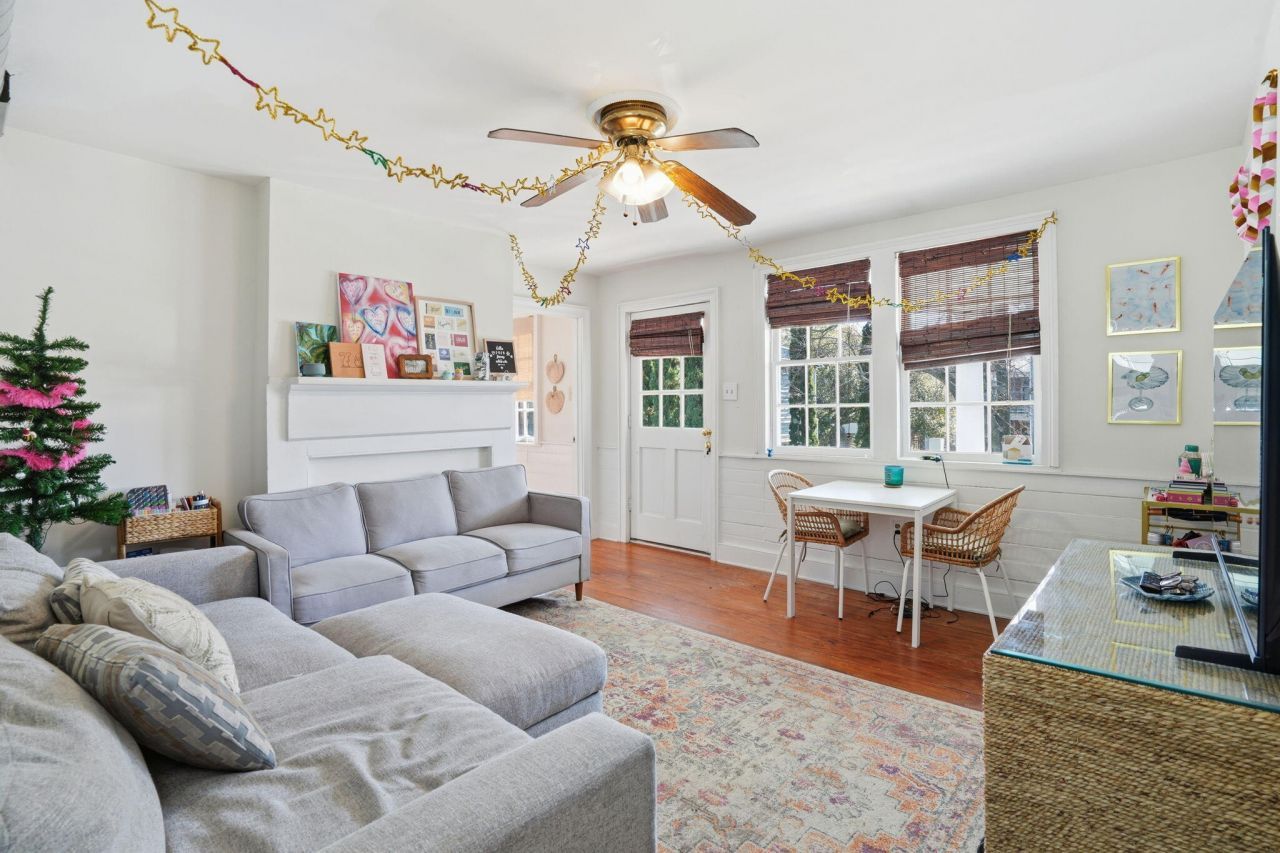 163 Coming Street Photo 55