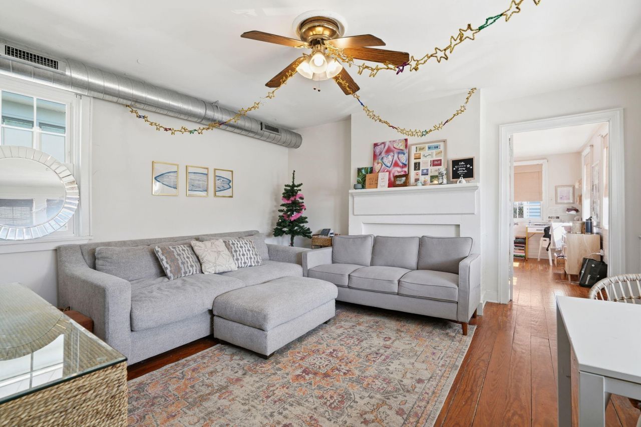 163 Coming Street Photo 56