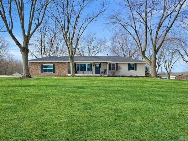 6189 Lesourdsville West Chester Road, Liberty Twp, OH 45011