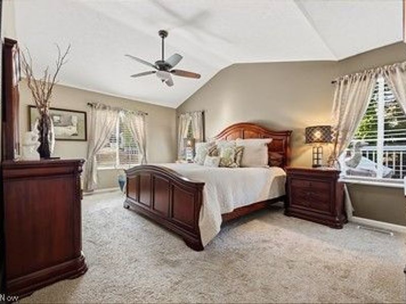 637 Hunters Trail , Akron, OH 44313 Photo 36