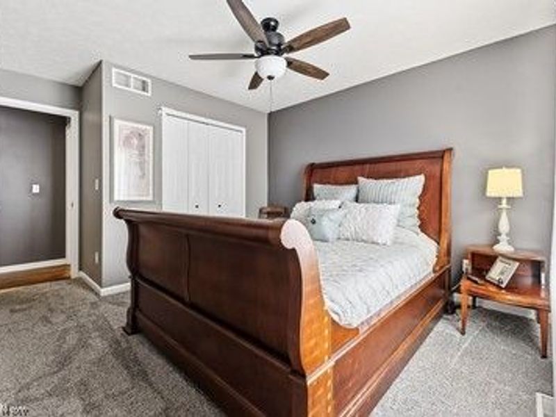 637 Hunters Trail , Akron, OH 44313 Photo 39