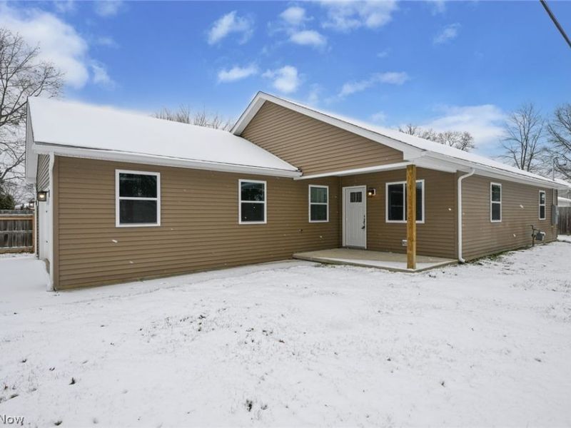 10209 Bryant Avenue , Columbia Station, OH 44028 Photo 2