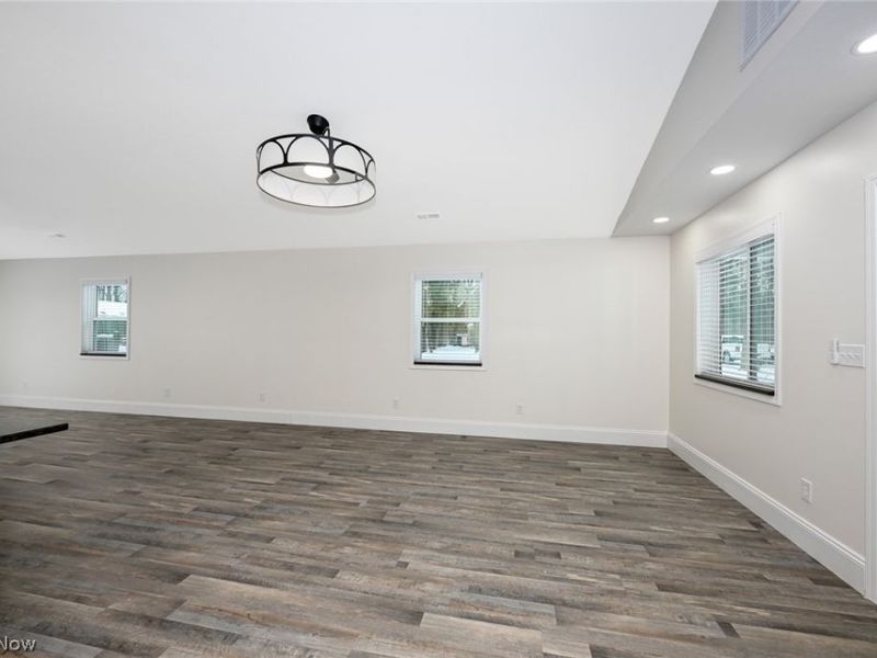 10209 Bryant Avenue , Columbia Station, OH 44028 Photo 8