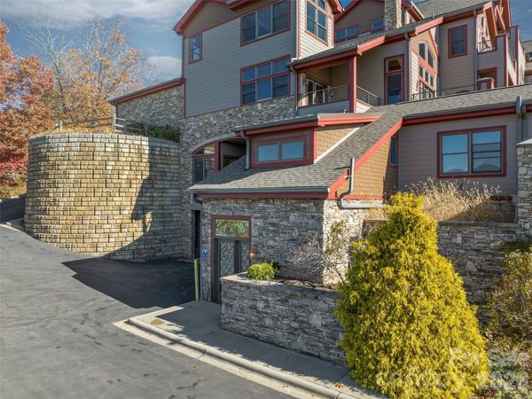 4 Chimney Crest Drive , Unit F, Asheville, NC 28806