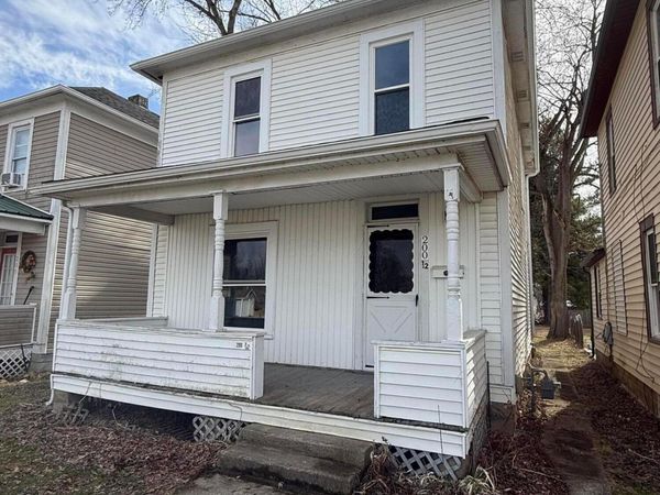 200 1/2 W Walnut Street , Mount Vernon, OH 43050
