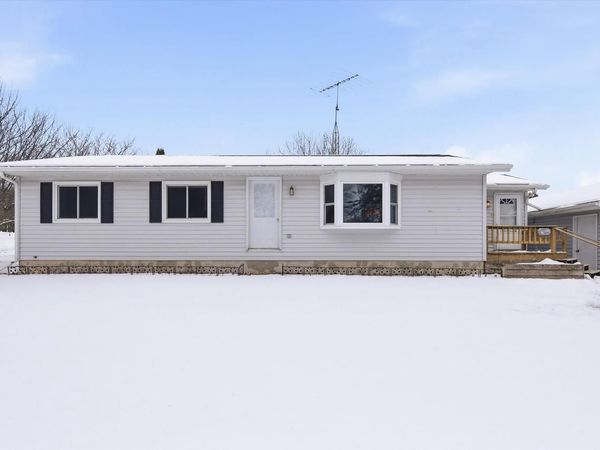 N5516 HILLSIDE DRIVE, Wild Rose, WI 54984