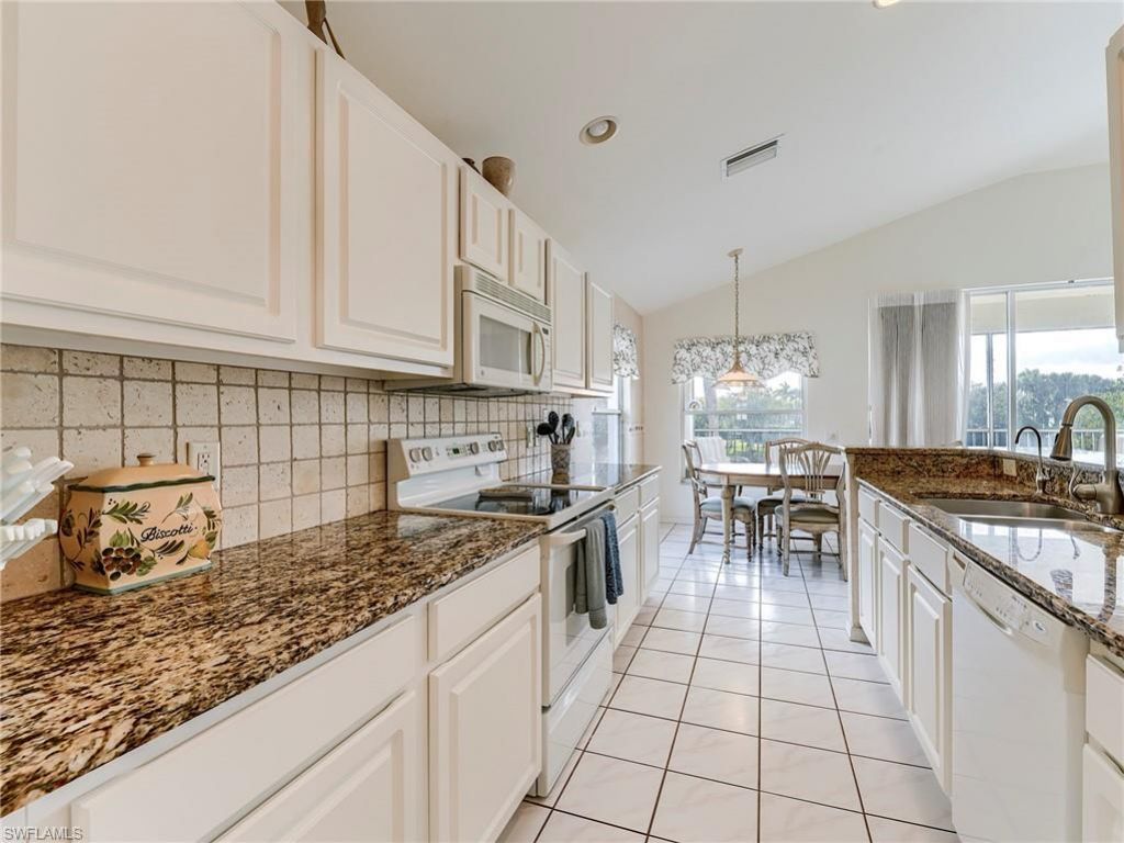 23511 Sandycreek Ter, Unit 1110, Estero, FL 34135 Photo